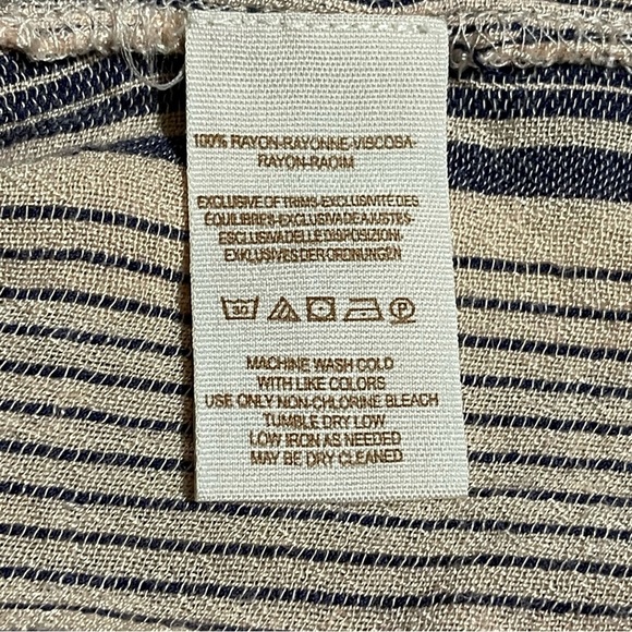 Free People Womens Baby Blues Button Down Size MEDIUM - Picture 7 of 8